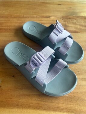 Chaco Chillos Slip On Lilac Sandals Women’s sz 8